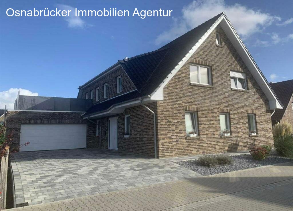 Quernheim: Exklusives Zweifamilienhaus in beliebter Lage Quernheim: Exklusives Zweifamilienhaus in beliebter Lage