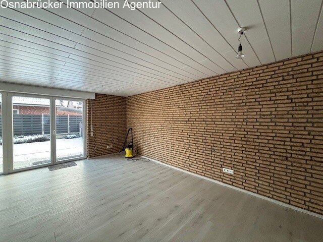 Wohnzimmer Hauptwohnung im EG Wohnzimmer Hauptwohnung im EG